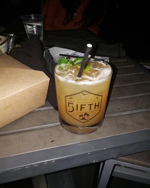 The Fifth Bar & Lounge